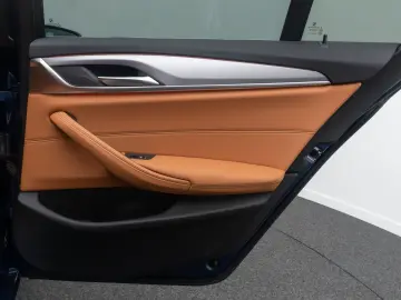 BMW 530d Sport Komfort DAB Kamera 4xKlima Alarm