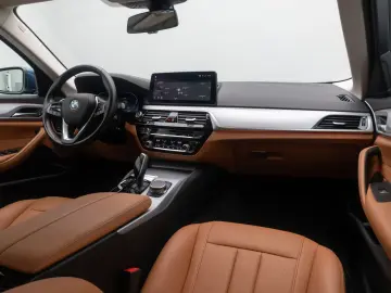 BMW 530d Sport Komfort DAB Kamera 4xKlima Alarm