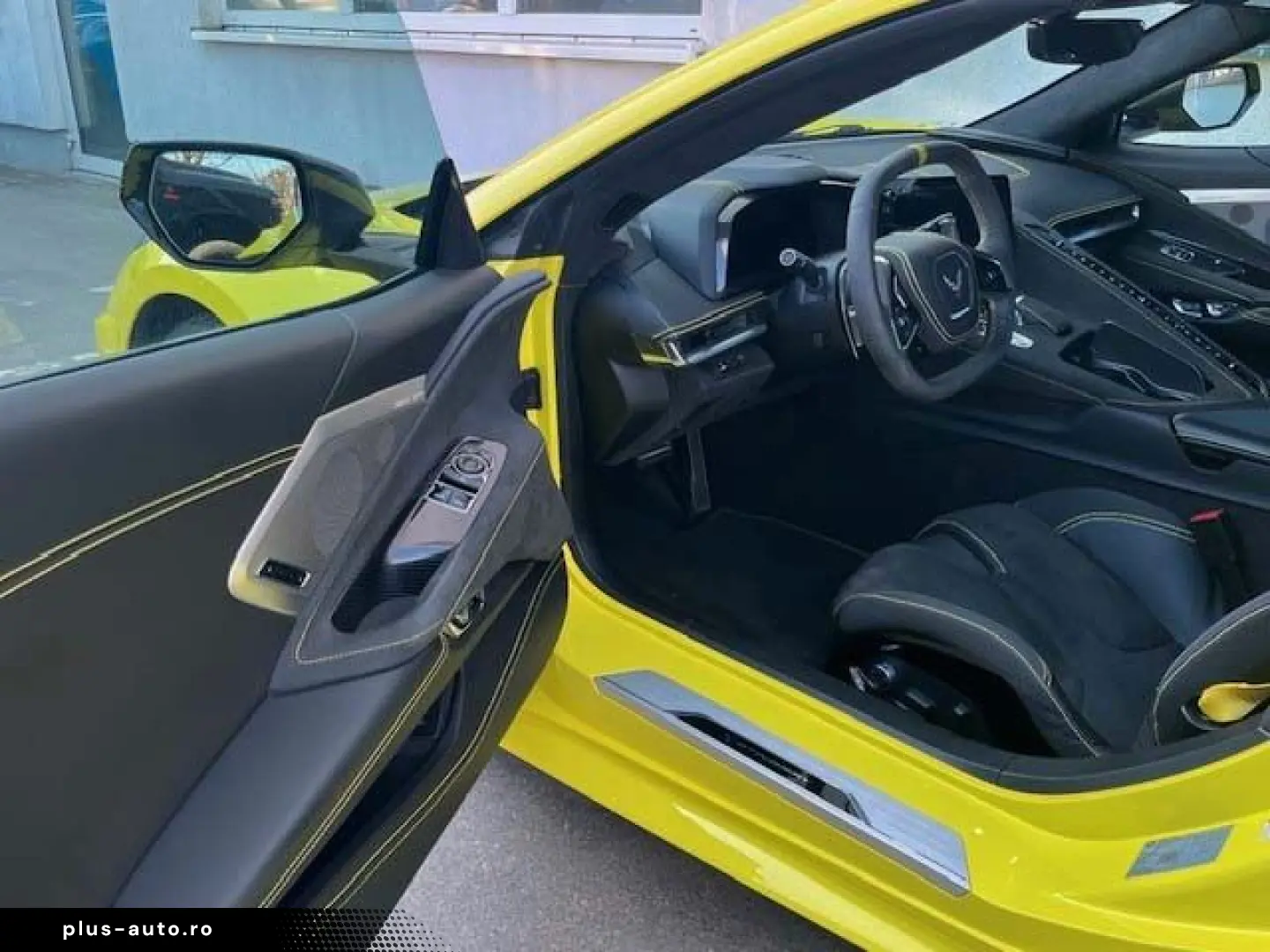 CORVETTE C8 Coupe 3LT  EU Modell 1 Hand