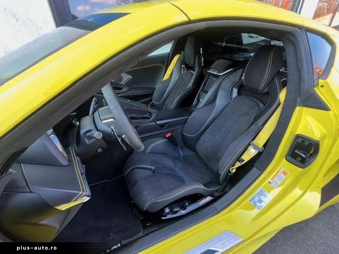 CORVETTE C8 Coupe 3LT  EU Modell 1 Hand