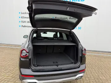 BMW X3 xDrive Harman HUD DAB PANO...