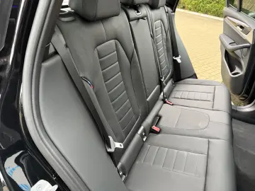 BMW X3 xDrive Harman HUD DAB PANO...