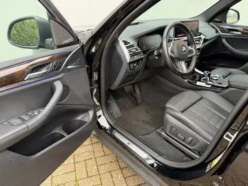 BMW X3 xDrive Harman HUD DAB PANO...