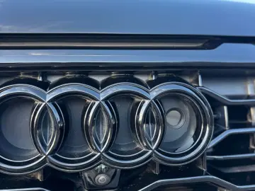 AUDI RSQ8 RS Q8 4.0 TFSI quattro VOLL CARBON SandHZ H