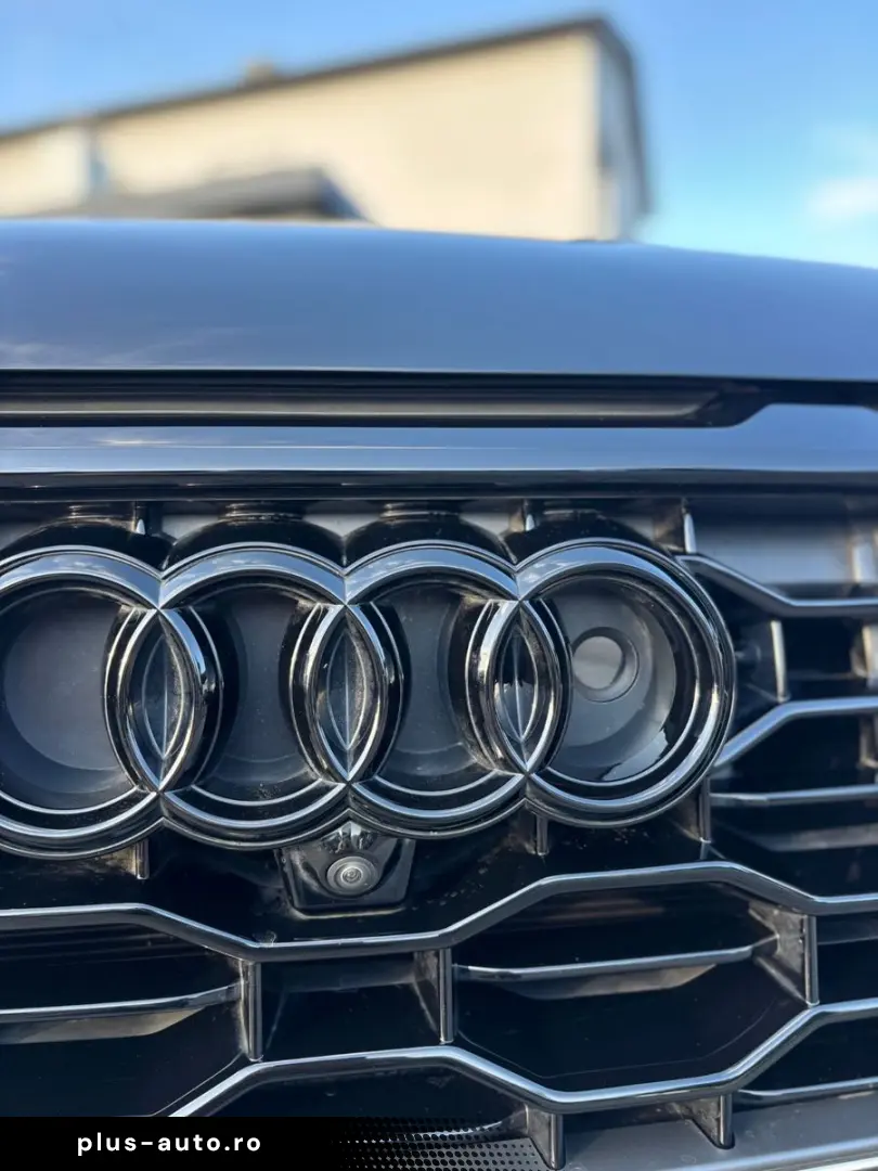 AUDI RSQ8 RS Q8 4.0 TFSI quattro VOLL CARBON SandHZ H