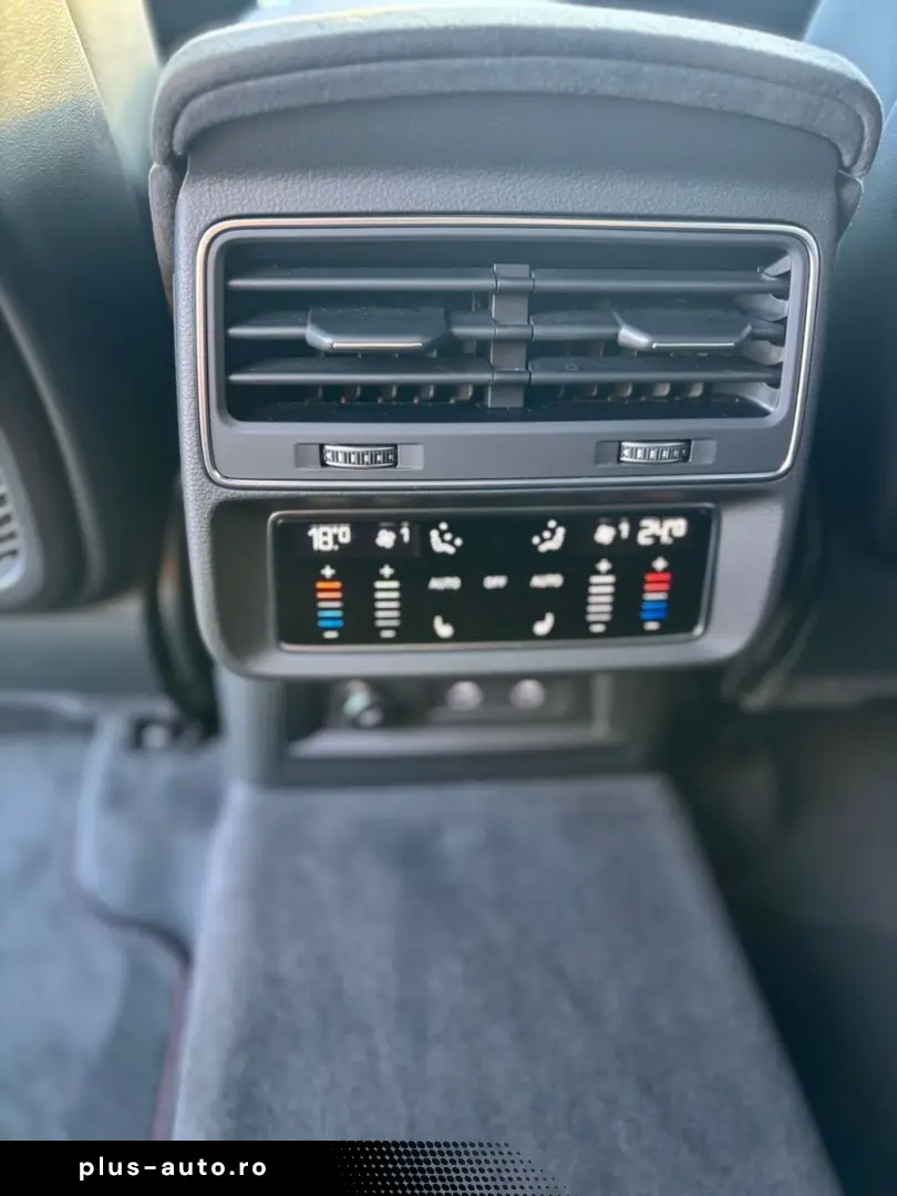 AUDI RSQ8 RS Q8 4.0 TFSI quattro VOLL CARBON SandHZ H