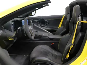 CORVETTE C8 3LT Targa LIFT MAGNETICRIDE EUROPA CARBON CAM