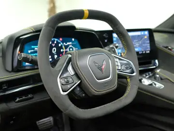 CORVETTE C8 3LT Targa LIFT MAGNETICRIDE EUROPA CARBON CAM