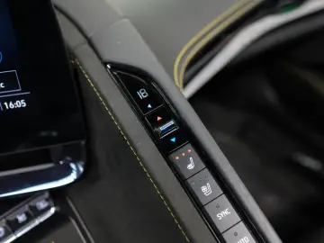 CORVETTE C8 3LT Targa LIFT MAGNETICRIDE EUROPA CARBON CAM