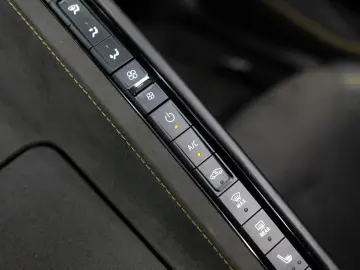 CORVETTE C8 3LT Targa LIFT MAGNETICRIDE EUROPA CARBON CAM