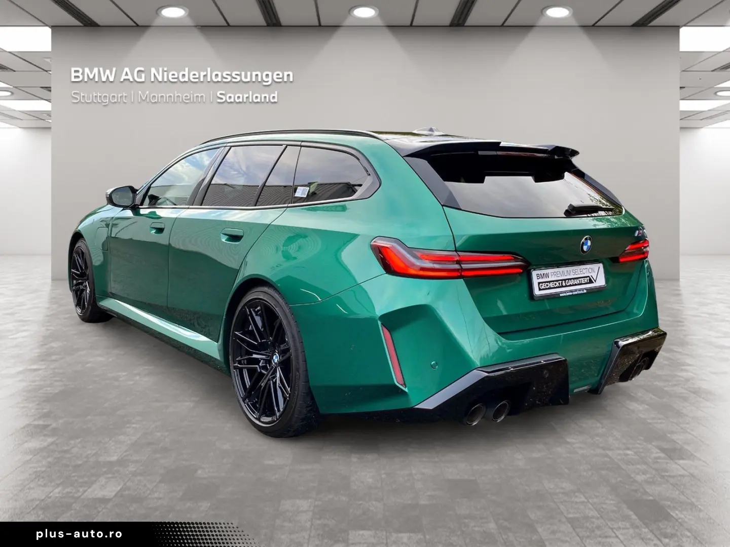 BMW M5 Touring Bowers&W VentilatedS IcGlow 360