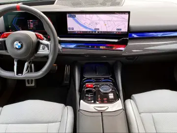 BMW M5 Touring Bowers&W VentilatedS IcGlow 360