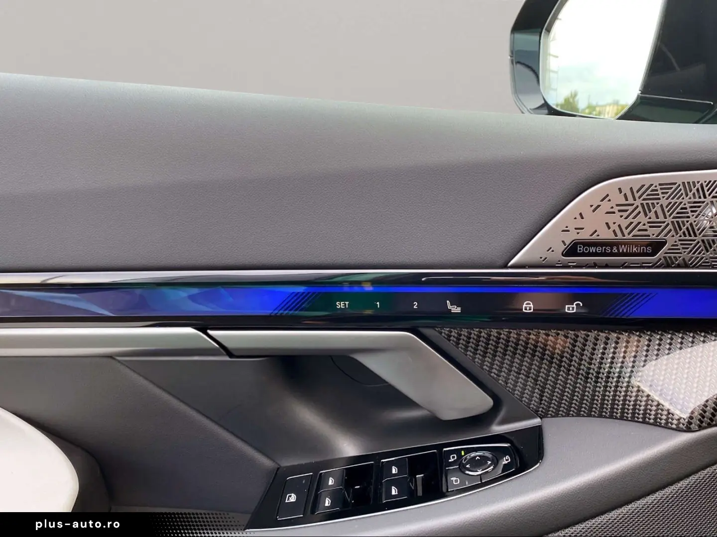 BMW M5 Touring Bowers&W VentilatedS IcGlow 360