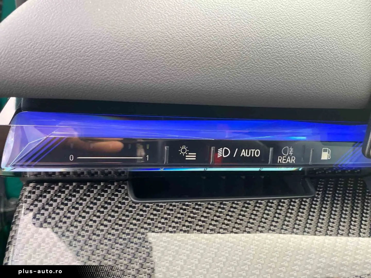 BMW M5 Touring Bowers&W VentilatedS IcGlow 360