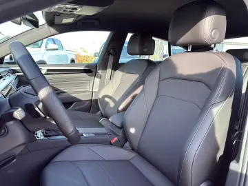 Volkswagen Arteon TSi DSG Black CarPlay ACC LED Virt PDC