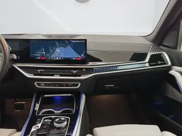 BMW X5 xDrive30d [M Sport  HUD  AHK  ACC  h&k Sound]