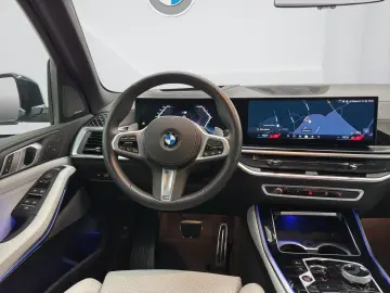 BMW X5 xDrive30d [M Sport  HUD  AHK  ACC  h&k Sound]