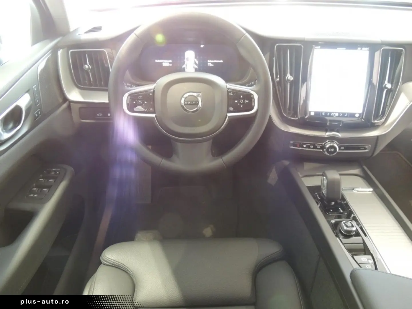 VOLVO XC60 Recharge T6 AWD Plus Dark Klima Navi Leder