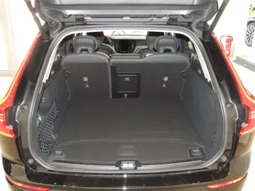 VOLVO XC60 Recharge T6 AWD Plus Dark Klima Navi Leder