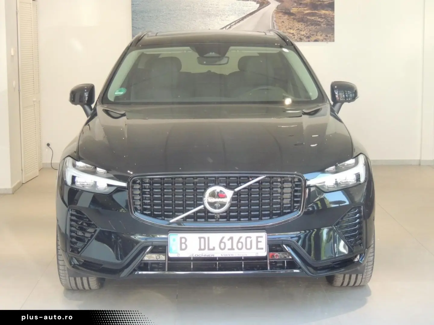 VOLVO XC60 Recharge T6 AWD Plus Dark Klima Navi Leder