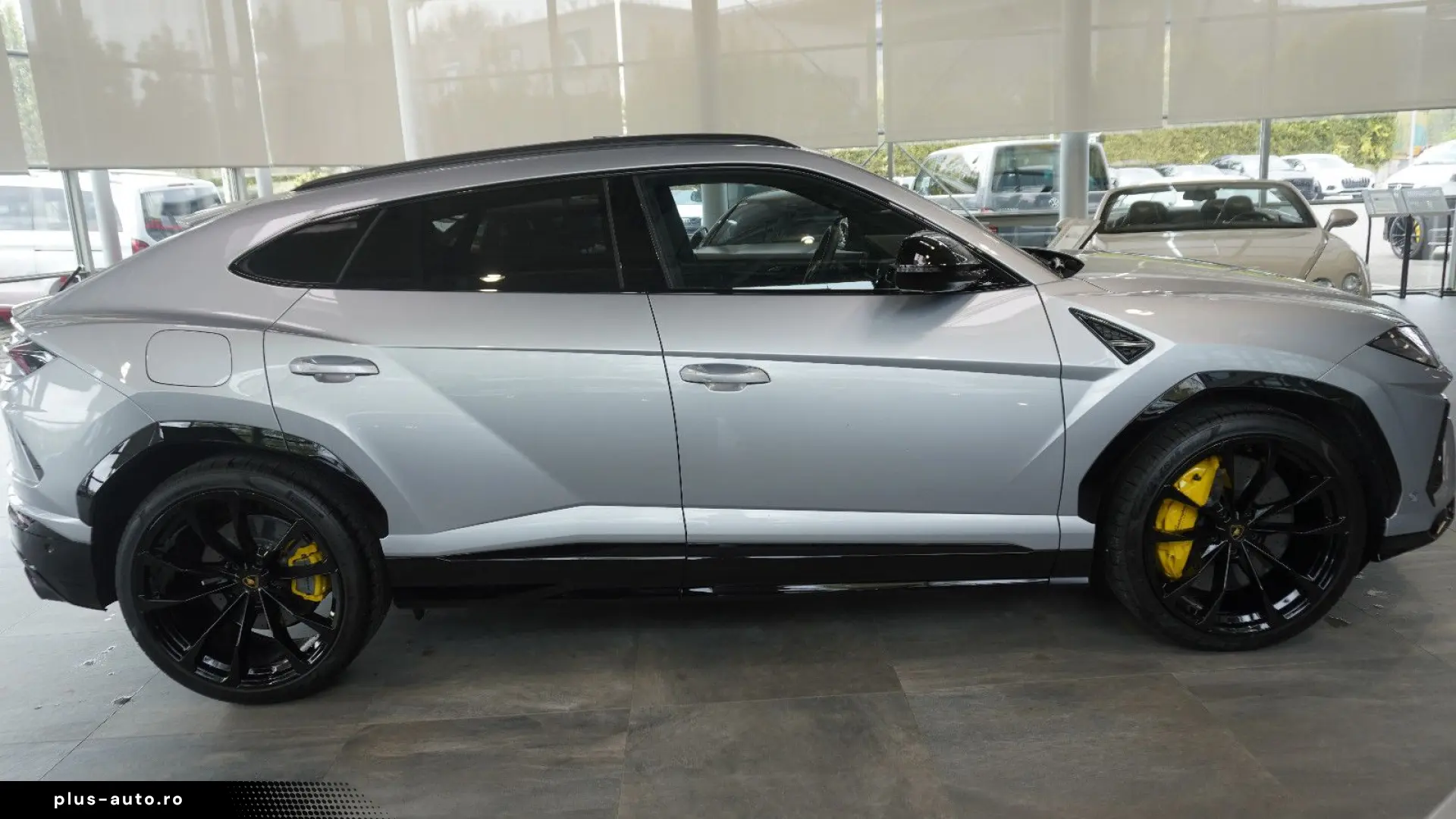 LAMBORGHINI Urus  4.0 V8 Sport PANO SOFT B&O 23