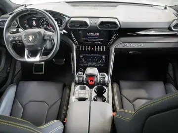 LAMBORGHINI Urus  4.0 V8 Sport PANO SOFT B&O 23