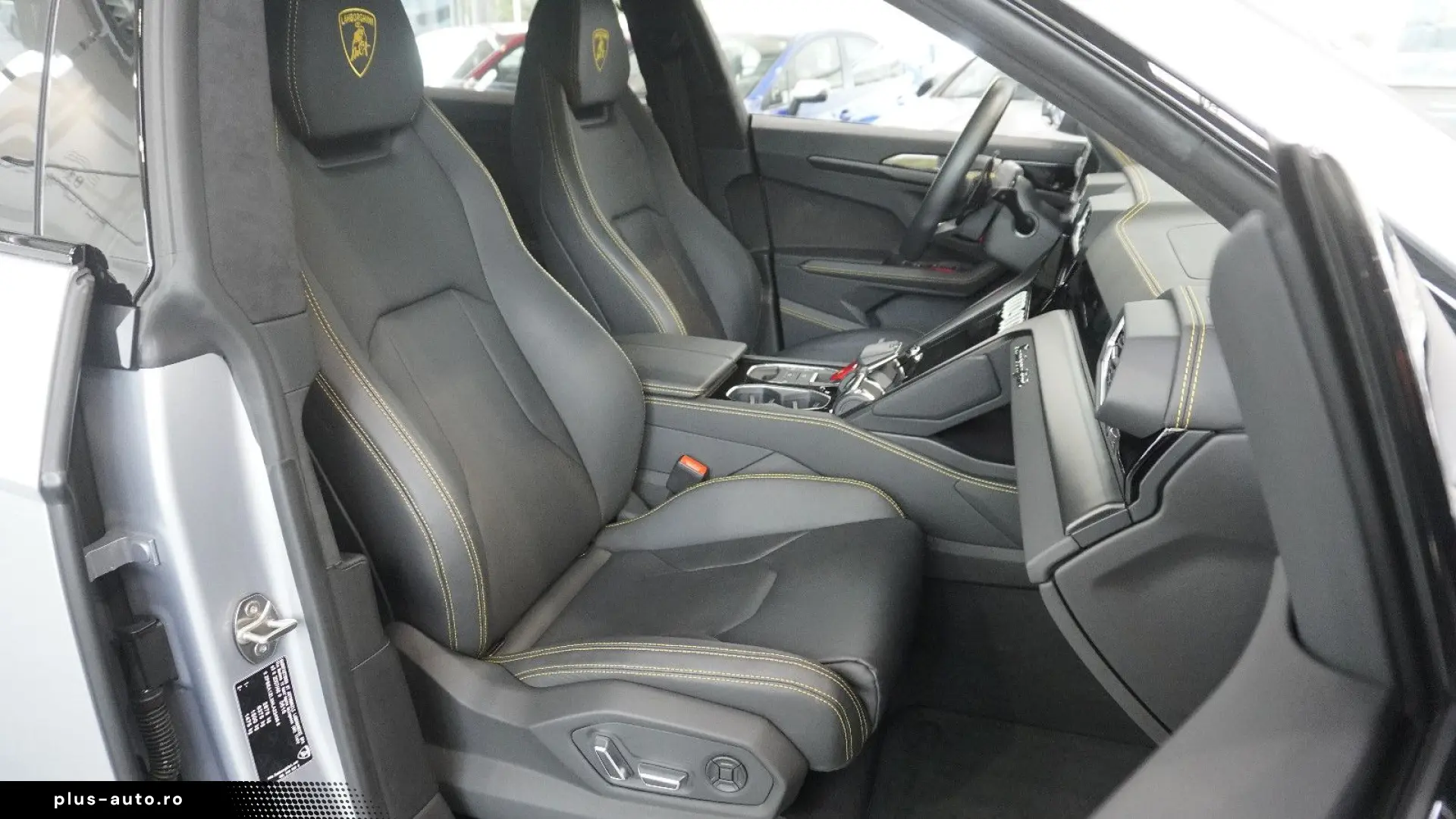 LAMBORGHINI Urus  4.0 V8 Sport PANO SOFT B&O 23