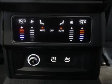 LAMBORGHINI Urus  4.0 V8 Sport PANO SOFT B&O 23