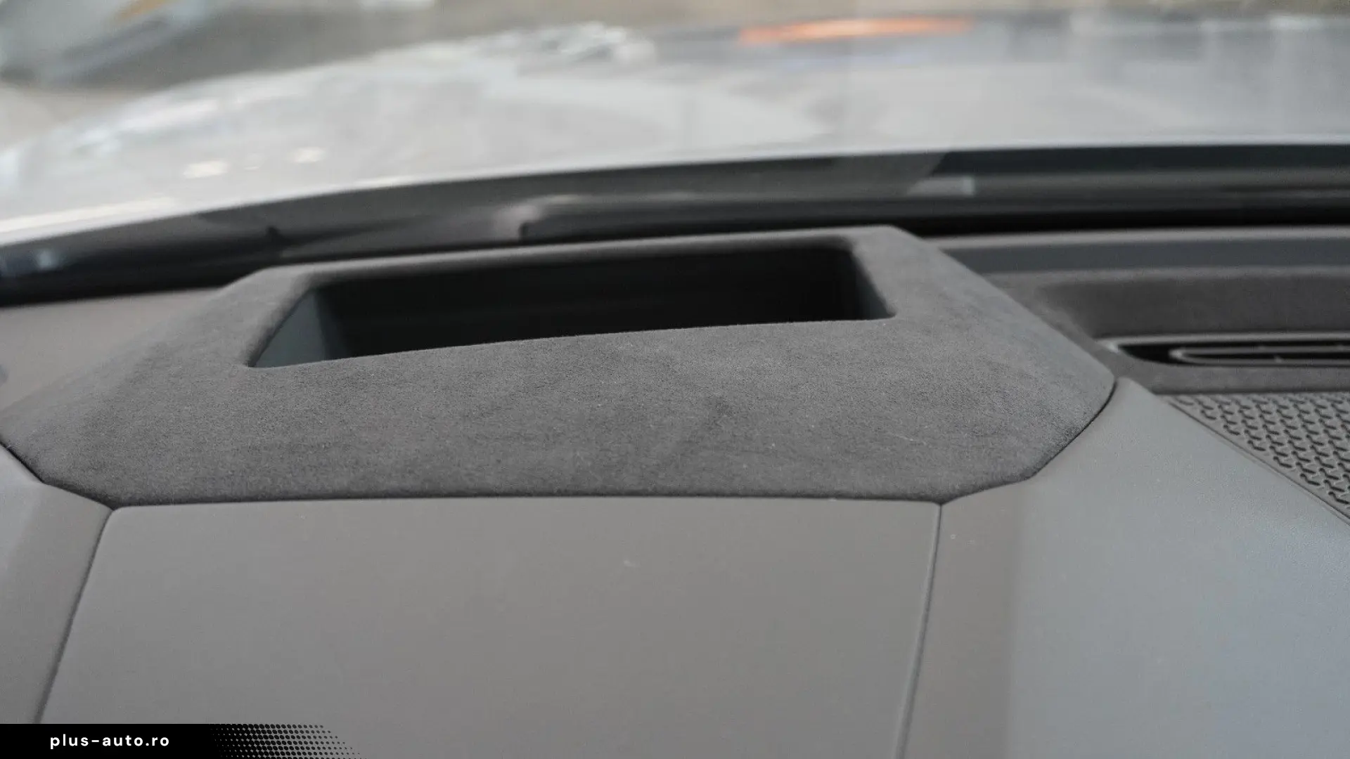 LAMBORGHINI Urus  4.0 V8 Sport PANO SOFT B&O 23