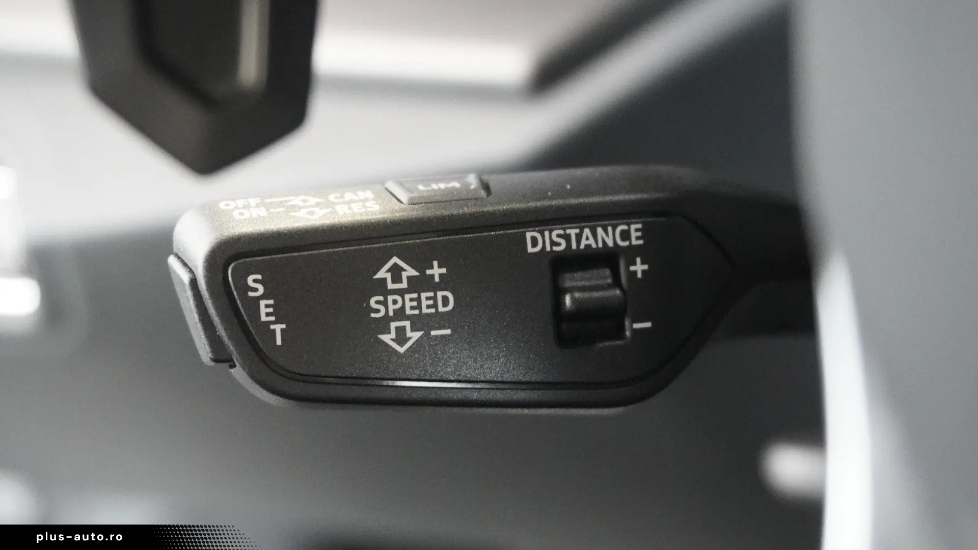 LAMBORGHINI Urus  4.0 V8 Sport PANO SOFT B&O 23