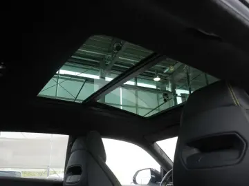 LAMBORGHINI Urus  4.0 V8 Sport PANO SOFT B&O 23