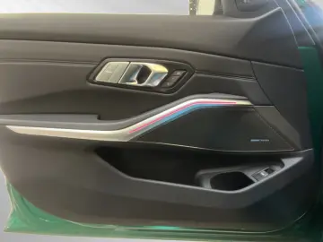 BMW M3 Competition Head-Up Harman Kardon Parkassist.