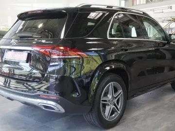 MERCEDES-BENZ GLE 300 d 4Matic AMG AHK DAB PANO MBUX