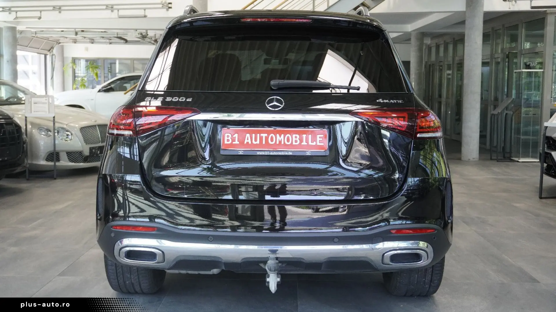 MERCEDES-BENZ GLE 300 d 4Matic AMG AHK DAB PANO MBUX