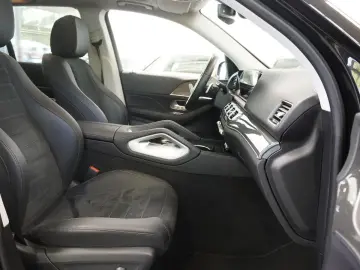 MERCEDES-BENZ GLE 300 d 4Matic AMG AHK DAB PANO MBUX