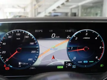 MERCEDES-BENZ GLE 300 d 4Matic AMG AHK DAB PANO MBUX