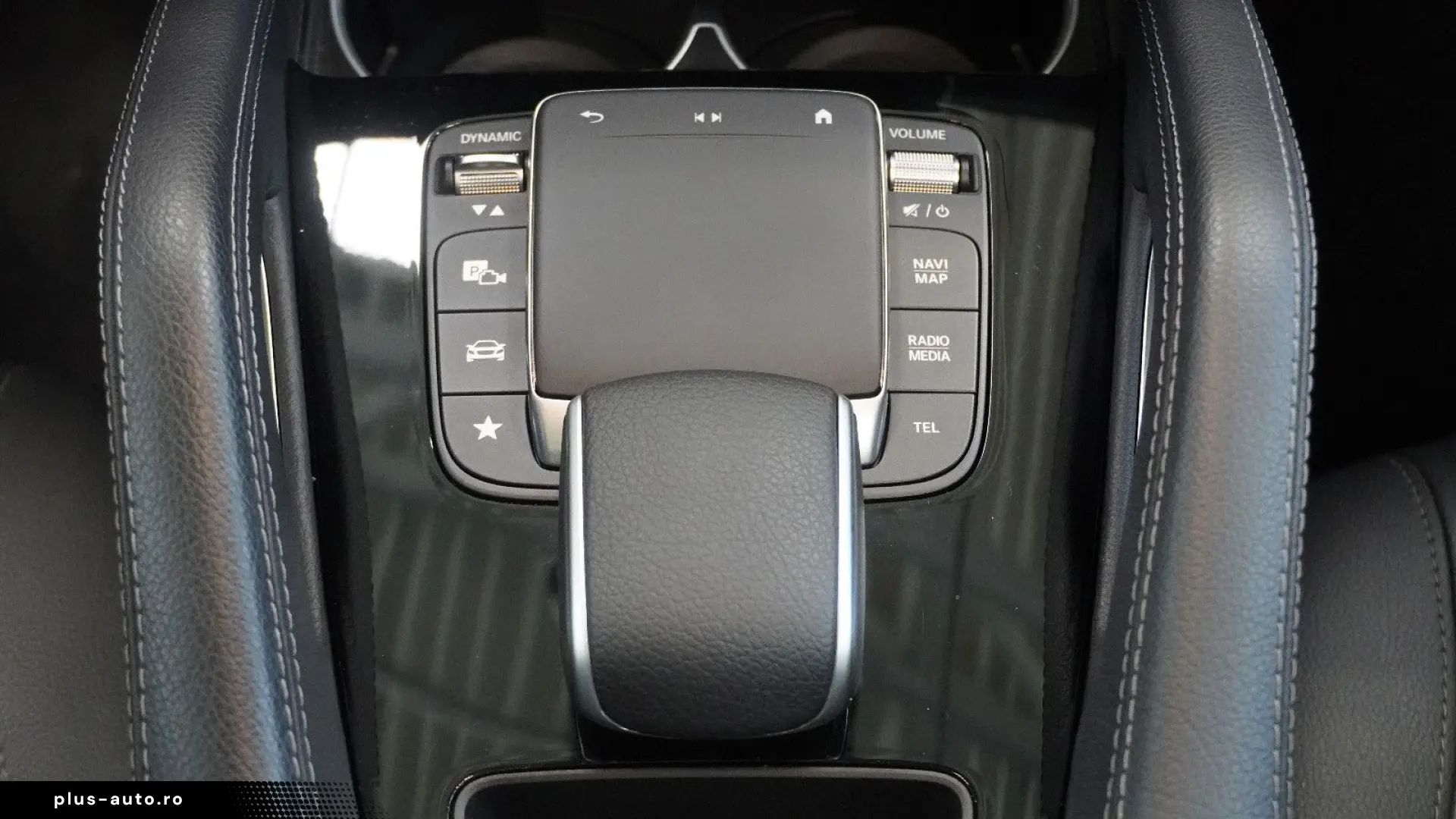 MERCEDES-BENZ GLE 300 d 4Matic AMG AHK DAB PANO MBUX