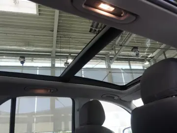 MERCEDES-BENZ GLE 300 d 4Matic AMG AHK DAB PANO MBUX