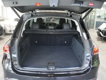 MERCEDES-BENZ GLE 300 d 4Matic AMG AHK DAB PANO MBUX