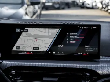 BMW M3 Competition HuD H K GLASDACH DA PA ADAPT.LED