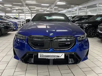 BMW M5 M-Drive Bowers&W Ventil 360 Carbon IcGlow