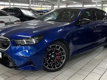 BMW M5 M-Drive Bowers&W Ventil 360 Carbon IcGlow