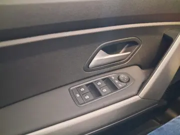 DACIA BIGSTER 1.8 Hybrid 155 Journey