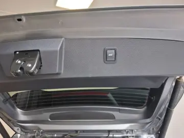 DACIA BIGSTER 1.8 Hybrid 155 Journey