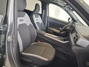 DACIA BIGSTER 1.8 Hybrid 155 Journey