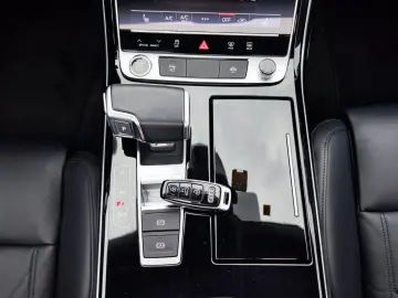 Audi A8 50 TDI quattro Tiptronic MHEV