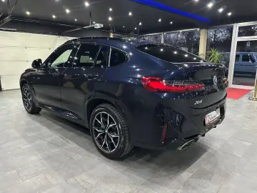 BMW X4 xDrive 30d M Sport   LEDER  Driving Assistent