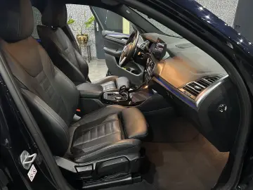 BMW X4 xDrive 30d M Sport   LEDER  Driving Assistent