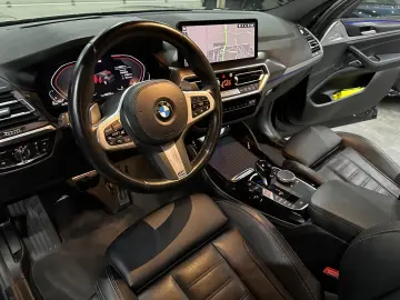 BMW X4 xDrive 30d M Sport   LEDER  Driving Assistent