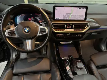 BMW X4 xDrive 30d M Sport   LEDER  Driving Assistent